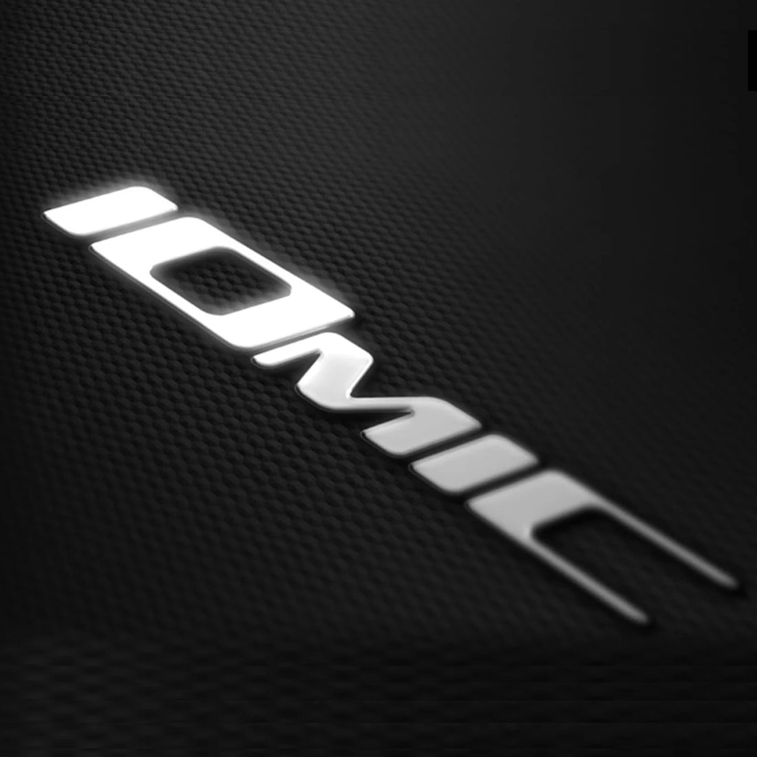IOmic Logo